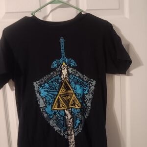 Legend Of Zelda Triforce Master Sword Graphic T-shirt Small